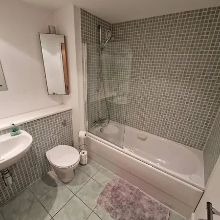 דירה Spacious, Sunny Leith