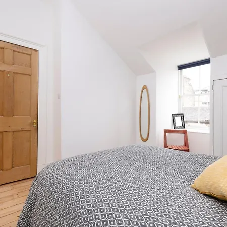 Chic 1-bedroom In New Town * אדינבורו