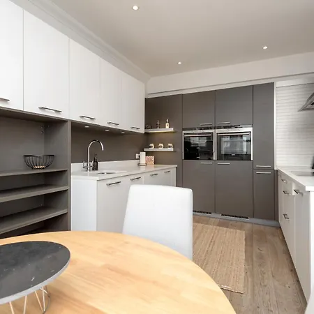 Apartmán Elegant 2-bedroom In New Town Near Princes Street *