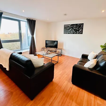 Waters View * Edinburgh