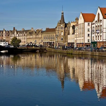 Charming Leith Retreat - Walk To The Shore Апартаменты *