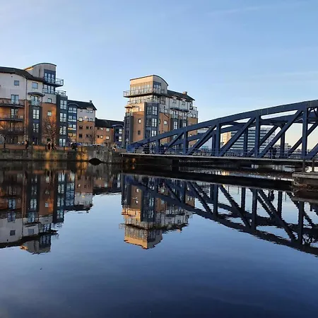 Spacious, Sunny Leith *