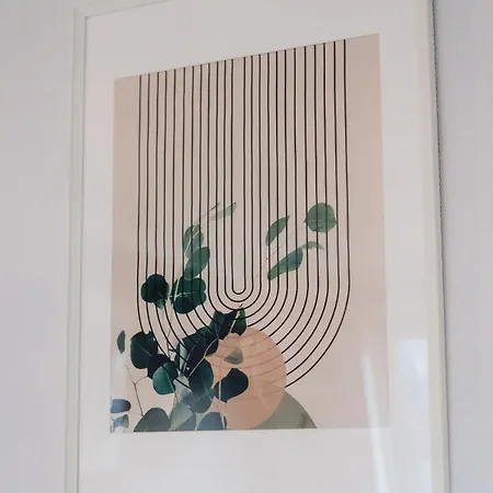 Bright Sleep 4 15 Minute Centre Free Parking Neaby