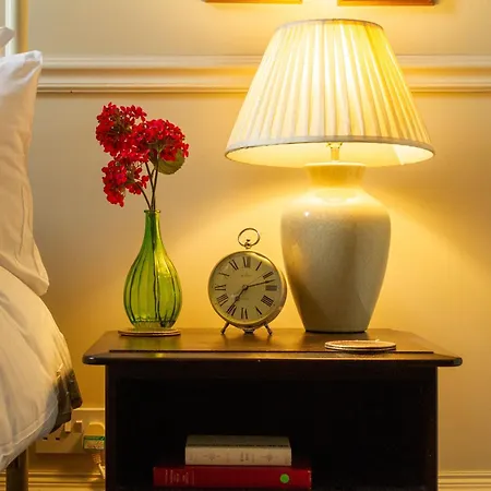 Regal 2bd Georgian Flat In The Heart Of