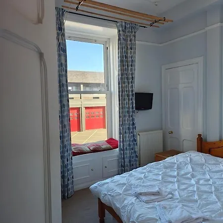 Charming Flat For Couples & Families *