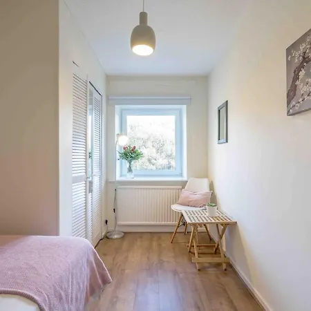 Apartmán Tranquil 2 Bed Flat, Free Parking, Near Murrayfield & Centre Edinburgh