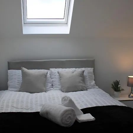 West Luxury 5 Bedroom * Εδιμβούργο