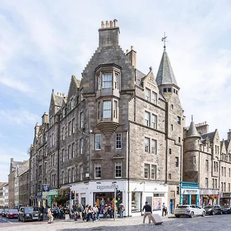 Iconic Royal Mile Apartamento
