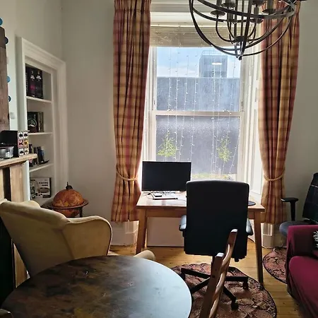 דירה Charming Flat For Couples & Families *