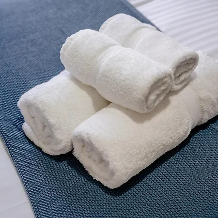 Elliot's Place Free Parking Sleep 4 Cosy דירה