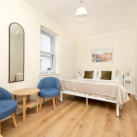 Joivy Lovely Flats In Centre *