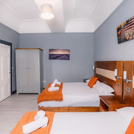 Calton Hill City-centre 3 Bdrm