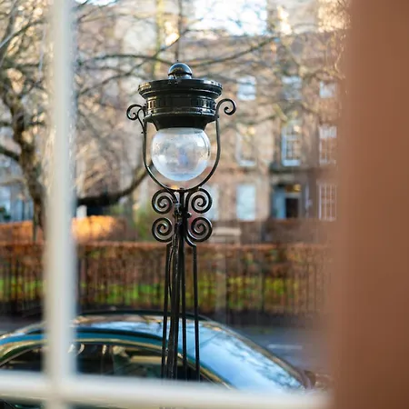 דירה Dragon Luxury At Rutland Square אדינבורו