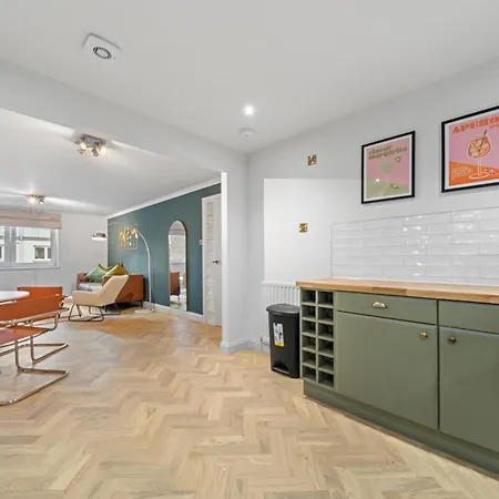 Pilrig Modern 2 Bedroom - * エディンバラ