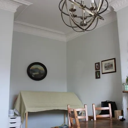 Charming Flat For Couples & Families *