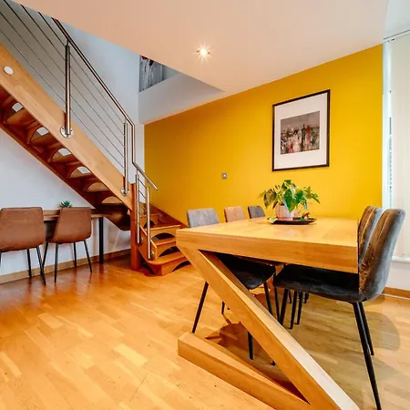 Weston's Penthouse Sleep 10, 8 Beds Free Parking Édimbourg