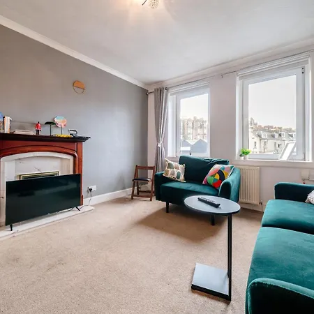 Daire Bright Sleep 4 15 Minute Centre Free Parking Neaby *