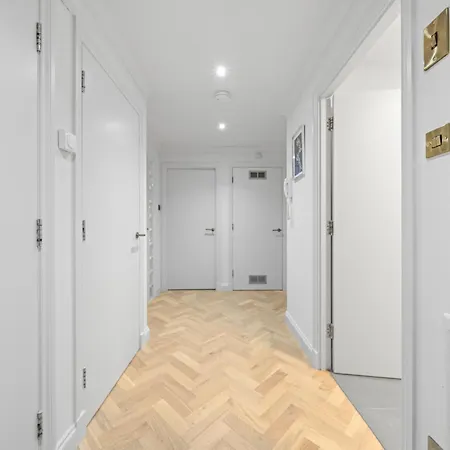 Pilrig Modern 2 Bedroom - *