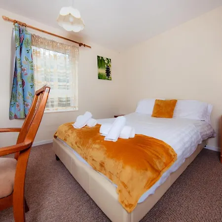 Cosy Arthurs Seat View 4 Bdrm *