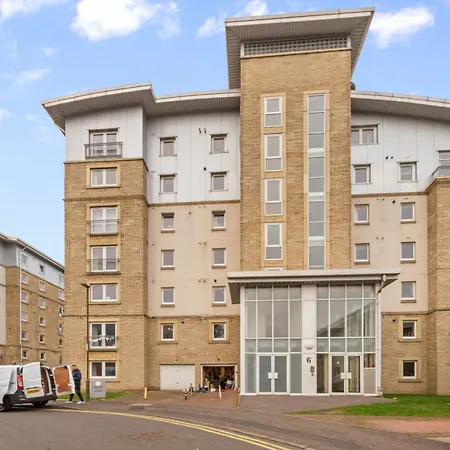 Pilrig Modern 2 Bedroom - *