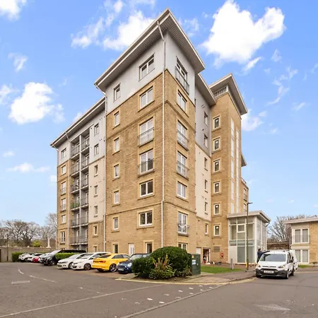 Pilrig Modern 2 Bedroom -