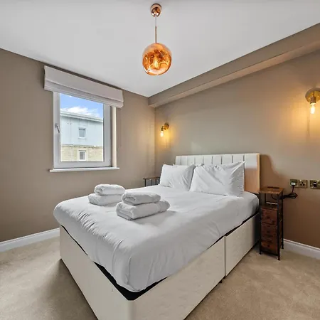 Pilrig Modern 2 Bedroom - Эдинбург