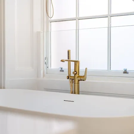 Dragon Luxury At Rutland Square * אדינבורו