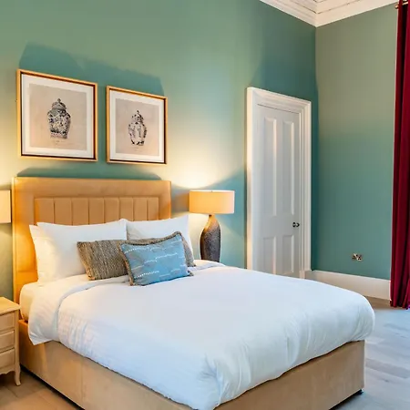 Dragon Luxury At Rutland Square דירה אדינבורו