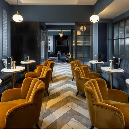 Courtyard By Marriott 4*