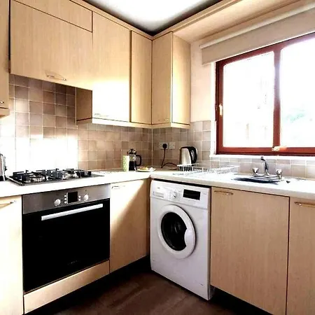 South Groathill - Lovely 2 Bed With Castle View * Edinburg