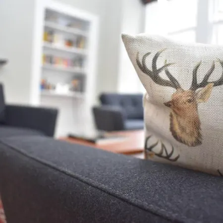 High Street - Modern Scandi Design In The Heart Of The Old Town! Appartamento Edimburgo