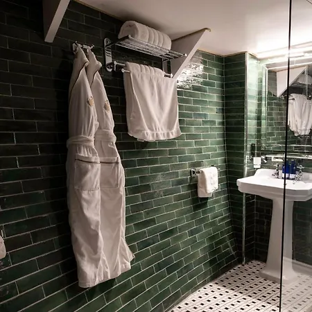 Ocean Mist Leith 4*