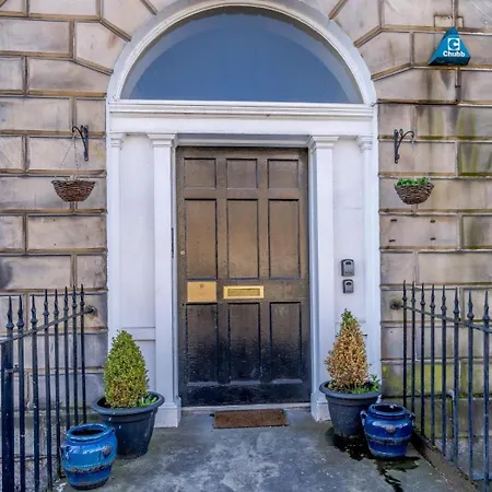 3 Bed In Oc-79008 * Edimburgo
