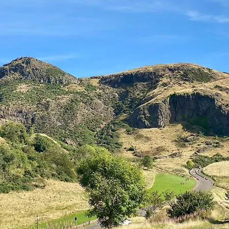 Stylish In 5 Beds 3 Bedrooms * Edimburgo