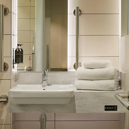 Hub Centre - Royal Mile Hotel Edinburgh