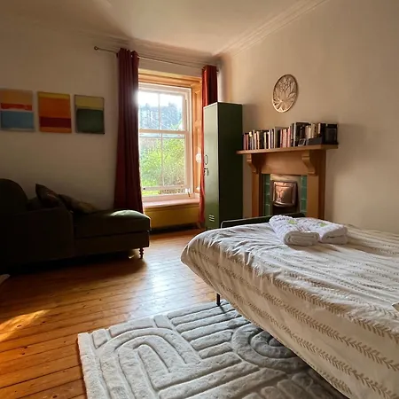 Lägenhet Charming Flat In Beautiful Area