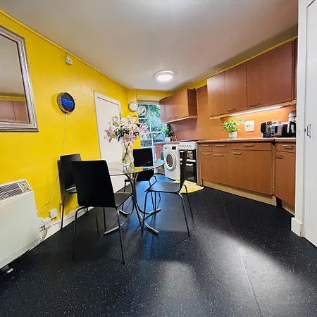 Appartamento Entire Flat In Edinburgh, Center, For The Fringe Edimburgo