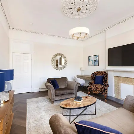Joivy Family Flat Near Leith Apartment