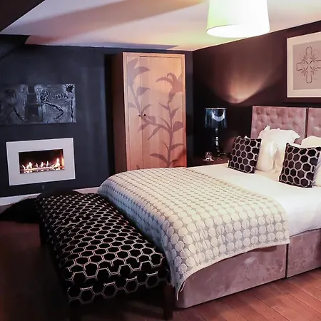 Tigerlily 4* Edinburgh