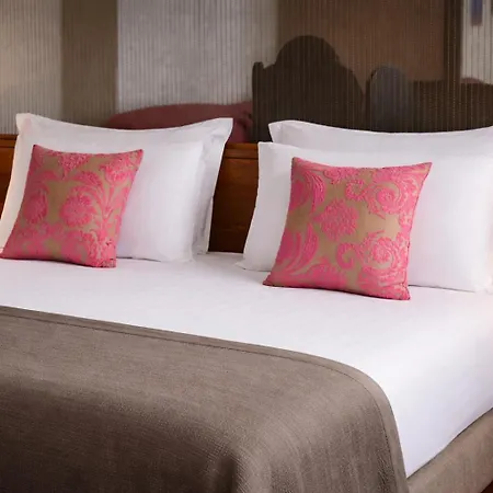 Tigerlily Hotel