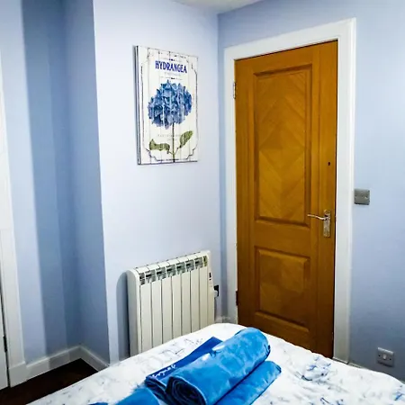 Lovely 2 Bedroom B-listed Converted Whisky Bond * Edinburgh