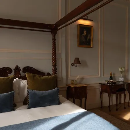The Townhouse, Leith Apartahotel 4*