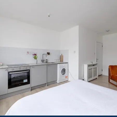 Castle G2 * Edinburgh