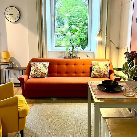 Quiet 1-Bed Garden Apartment Near Leith & Walk To City Centre * Edinburgh