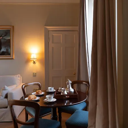 The Townhouse, Leith Apartahotel