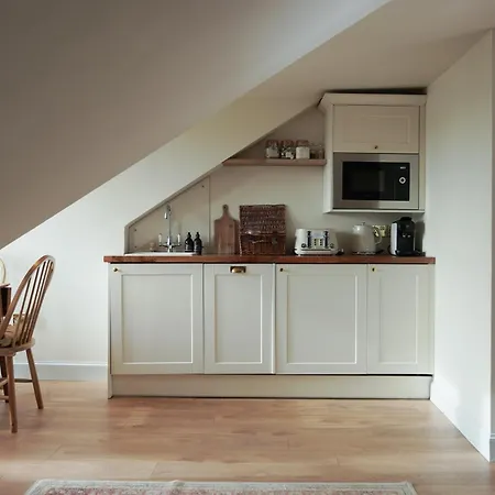 The Townhouse, Leith 4*