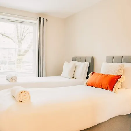 Stylish 2 Bed Centre With Parking Дом отдыха *