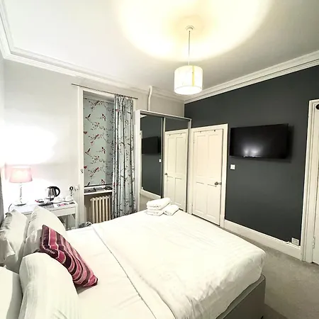 West Coates Mansion Hotel 4*