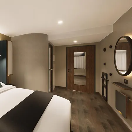 Point A St Andrew Square Hotel