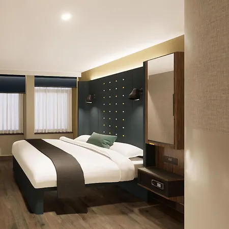 Hotel Point A St Andrew Square